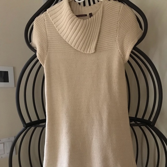 Dresses & Skirts - Sweater dress medium